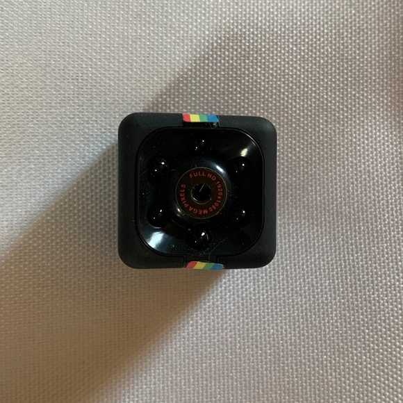 New! Mini Spy Camera / Surveillance Camera / DV! - Picture 4 of 8